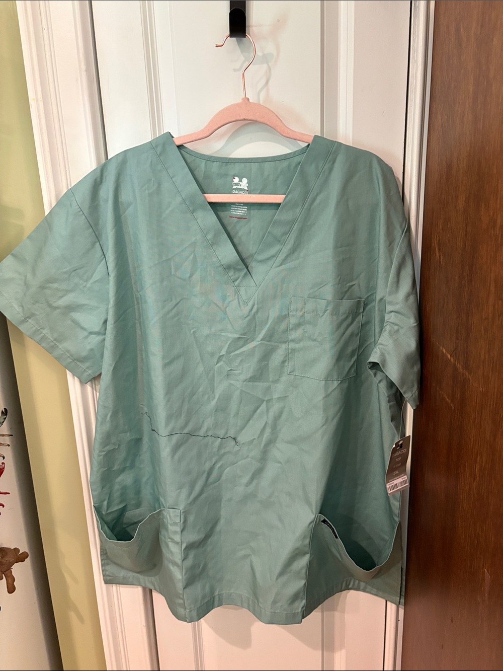 Unbranded Women's V-Neck Short Sleeve Medical Scrub Top - Seafoam Green NWT